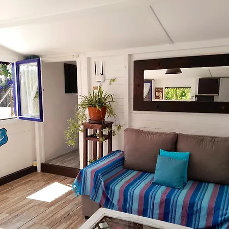 Prázdninový dům Charming House In With Private Garden Figueira da Foz