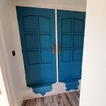 度假居 Charming House In With Private Garden *