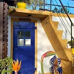 度假居 Charming House In With Private Garden *