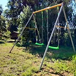 Charming House In With Private Garden 度假居