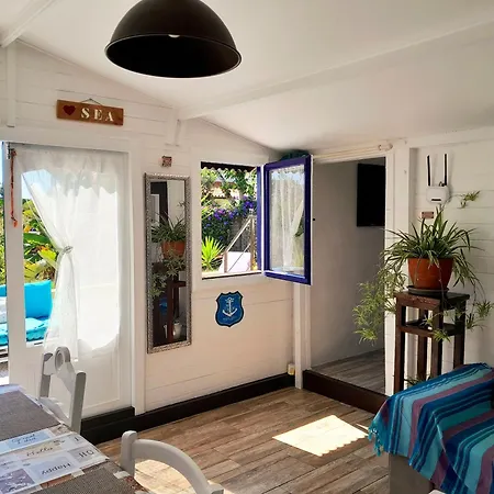 Charming House In With Private Garden