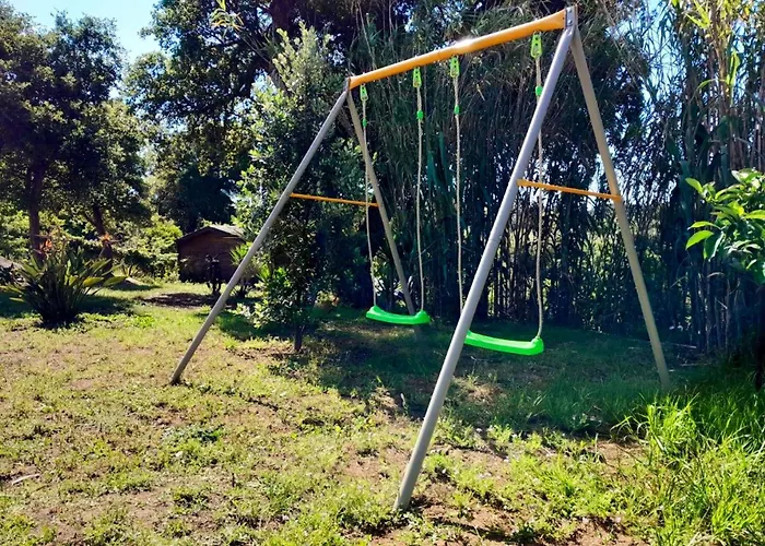 Charming House In With Private Garden 度假居